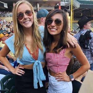 Meet your Posher, Josie